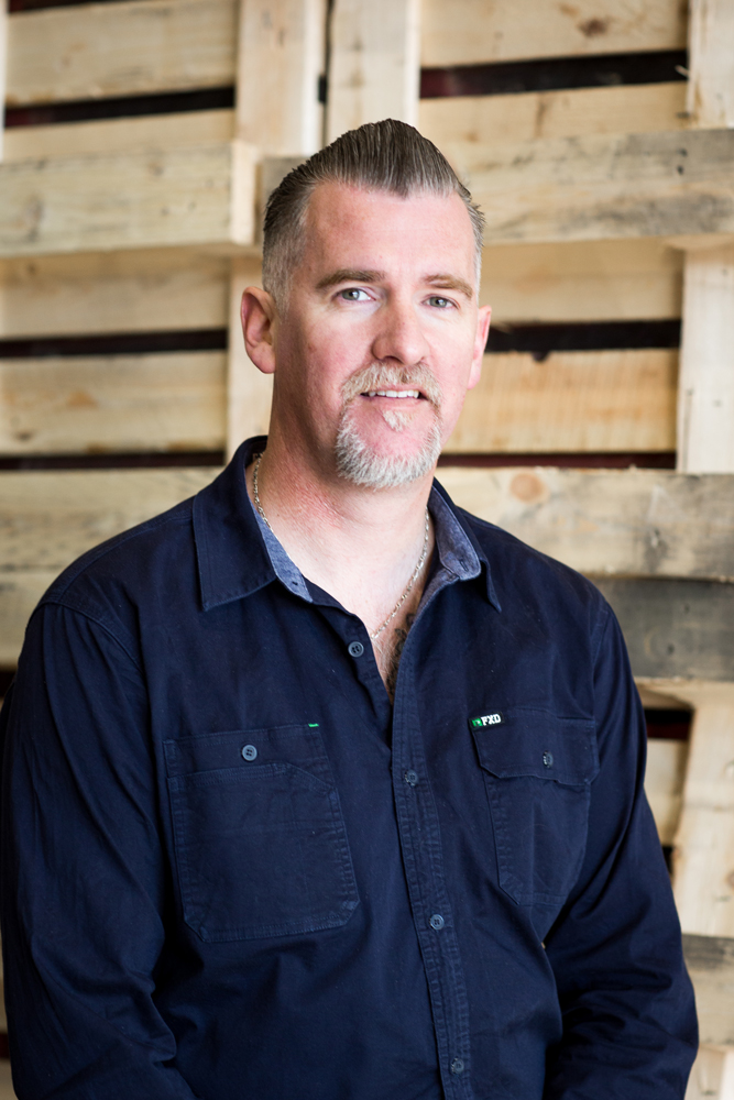 web-Staff-Dean Dean Upston | General Manager